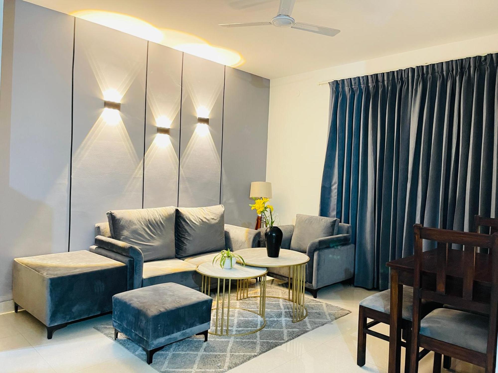 Bedchambers Serviced Apartment, Medicity Γκουργκάον Εξωτερικό φωτογραφία