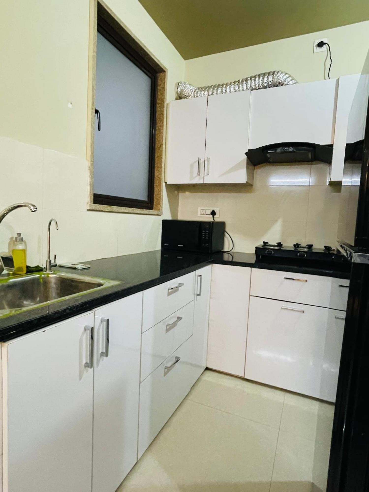 Bedchambers Serviced Apartment, Medicity Γκουργκάον Εξωτερικό φωτογραφία